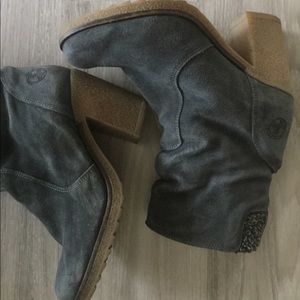 Women’ grey suede leather boots, Size EUR 40